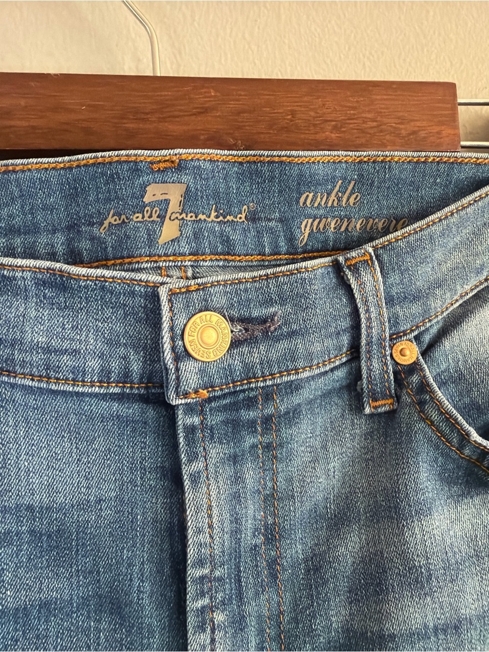 7 For All Mankind Gwenevere Ankle Skinny Jeans Distressed Stretch Denim Size 31 - Picture 3 of 8